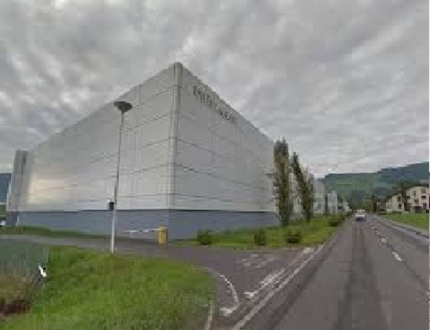 ESTEE LAUDER COSMETIC COMPANY
